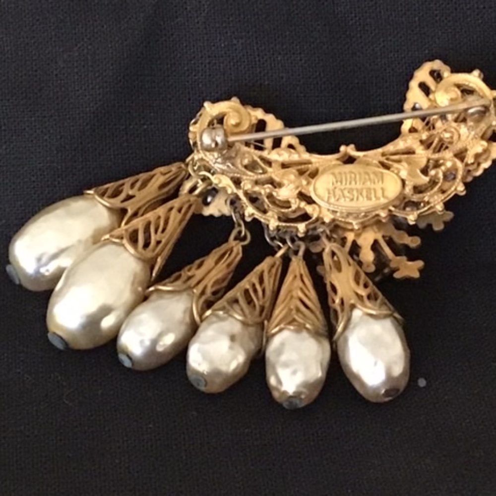 Vintage Miriam Haskell brooch